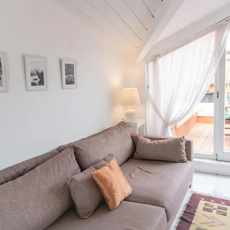Apartamento Stylish Duplex In Beyolu With Private Terrace