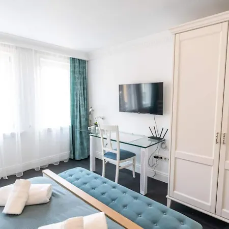 Stylish Duplex In Beyoglu With Private Terrace *