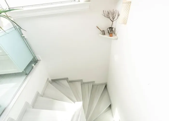 Stylish Duplex In Beyoglu With Private Terrace Istanboel