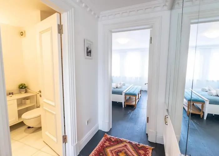 Stylish Duplex In Beyoglu With Private Terrace