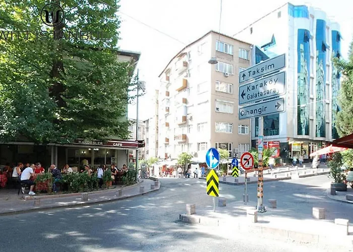 Stylish Duplex In Beyoglu With Private Terrace Appartement *