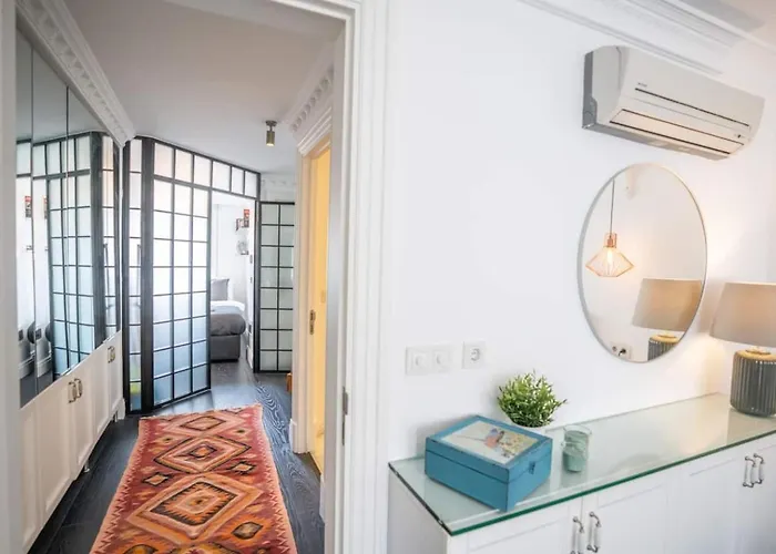 Appartement Stylish Duplex In Beyoglu With Private Terrace *