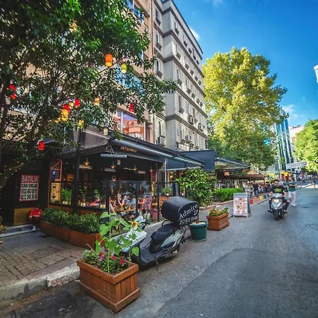 شقة Stylish Duplex In Beyoglu With Private Terrace