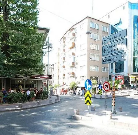 Appartement Stylish Duplex In Beyolu With Private Terrace *